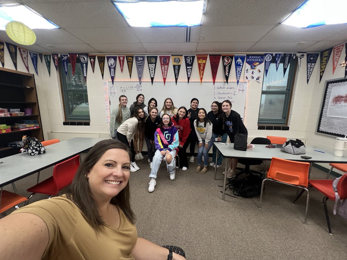 Holcomb Yearbook tweet media