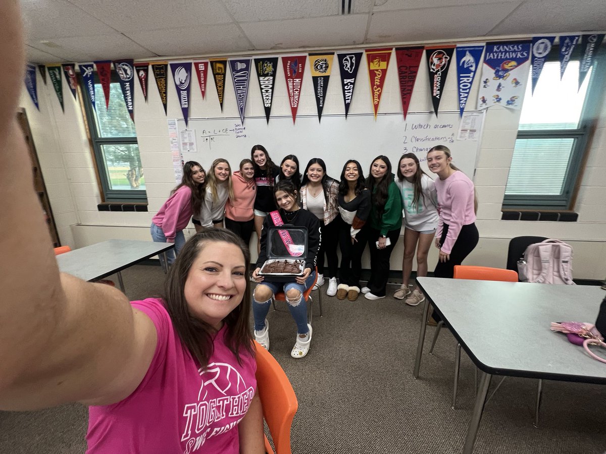 Holcomb Yearbook tweet media