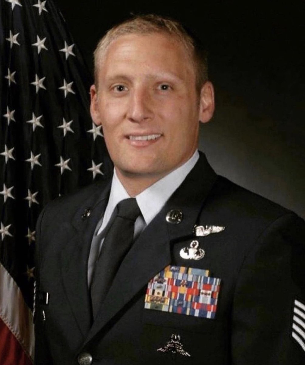 op_hawkeye's tweet photo. 10.30.2014 ~ Tech. Sgt. Sean Barton 🇺🇸

#OpHawkeyeRemembers #SeanBarton #Pararescueman #PJ #TOML #320STS #AFSOC #AirMedals (7) #supportourSOFcommunity #Operation_Hawkeye

📰 https://t.co/oxGybXrPms
📰 https://t.co/2OWVfuCVg5 https://t.co/tU5V89NGbS
