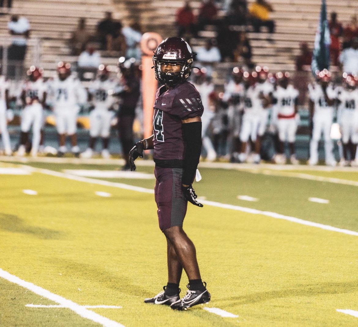 @KalebLawrence21 Happy Birthday #24, enjoy your day.