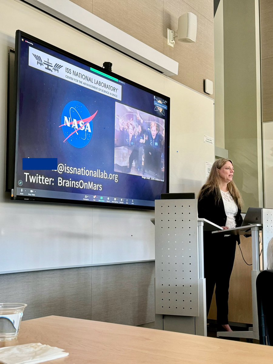 Michael Pohlen (@michaelpohlen) on Twitter photo Thank you to <a href="/BrainsOnMars/">Donna Roberts, MD, MS</a> for an enlightening talk on the brain in space at <a href="/StanfordRad/">Stanford Radiology</a> Grand Rounds on Friday! #SpaceRadiology Thank you to <a href="/BrainsOnMars/">Donna Roberts, MD, MS</a> for an enlightening talk on the brain in space at <a href="/StanfordRad/">Stanford Radiology</a> Grand Rounds on Friday! #SpaceRadiology
