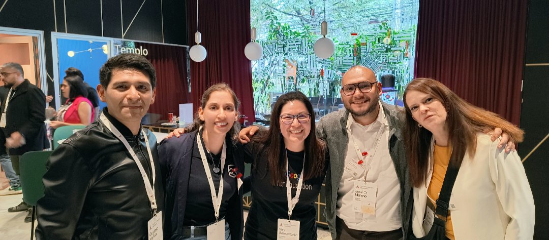 Mis queridísimos #Arquitectos de #VIA20

#GoogleChampions #GoogleCDMX

#TransformandoAndo #TransformandoAndoEnEducación #GoogleForEdu #GoogleEI  #GoogleET #GoogleEC #GoogleForEducation #LiderGEG #GEGNuevoLeón #GEGHispanoamerica