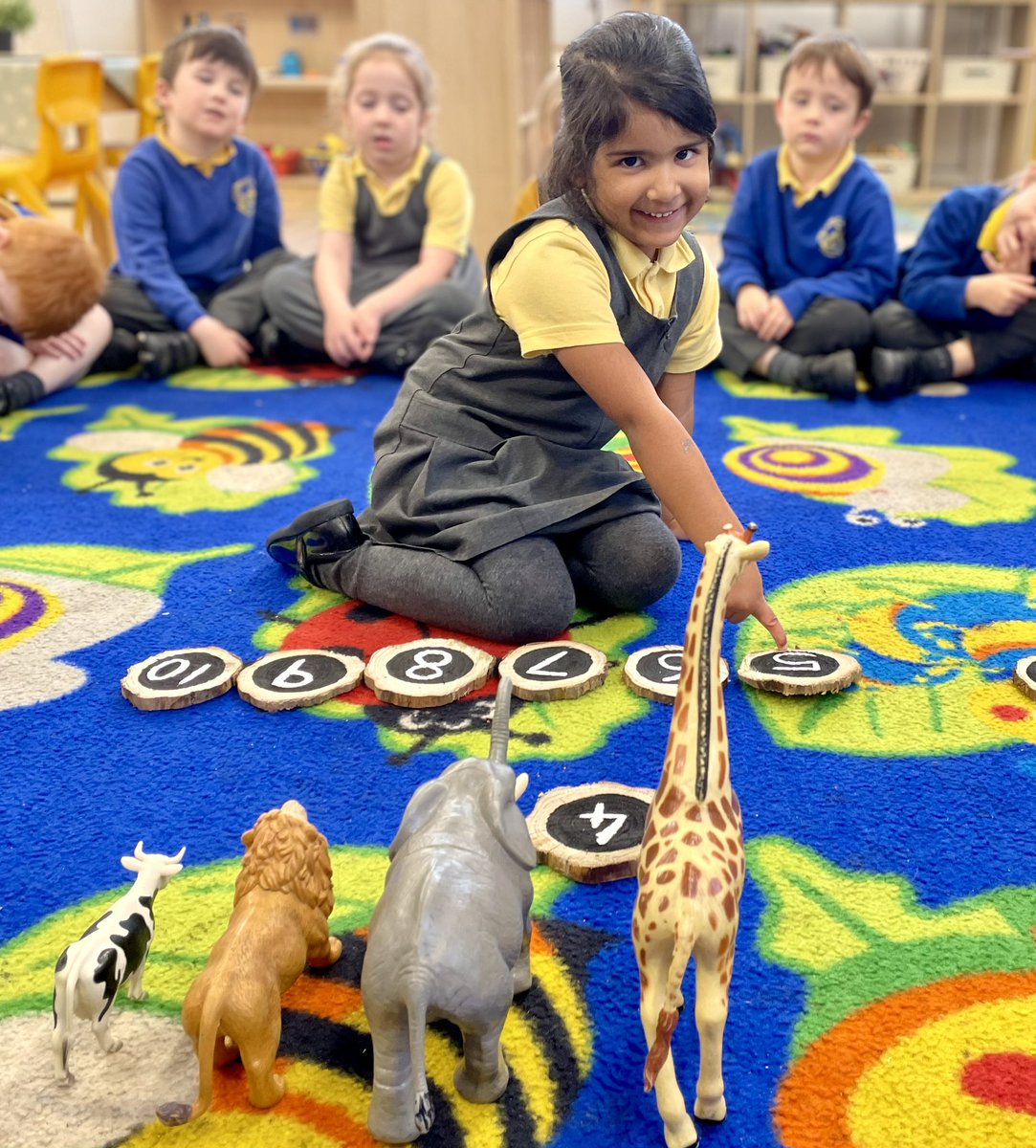 JamesBrindleyPS's tweet image. Reception enjoying their maths lesson this afternoon, adding one more to a given number. #ApplyingNumbersto10 #NewLearning #WelcomeBack ☺️