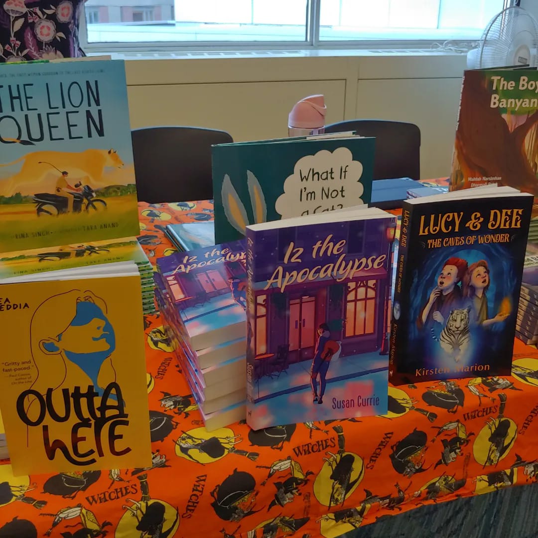 AuthorsBooking tweet media