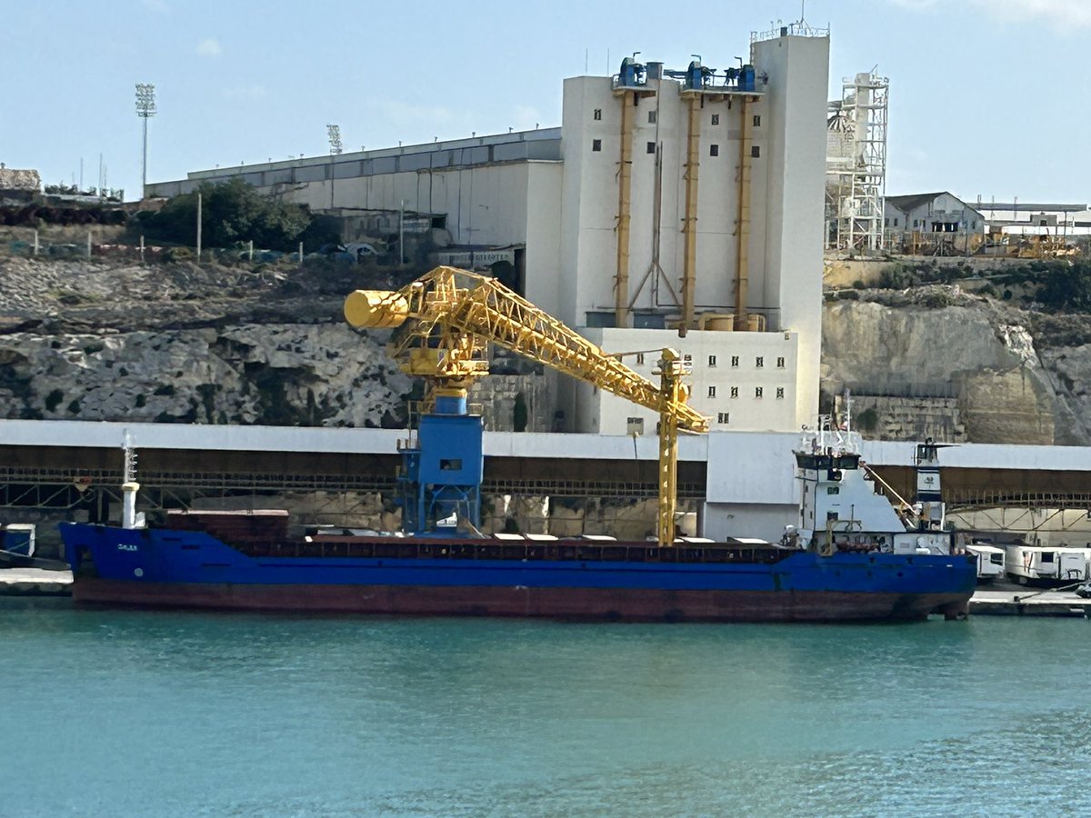 Just unloading a little bit of wheat today in the country of Vallata Malta.