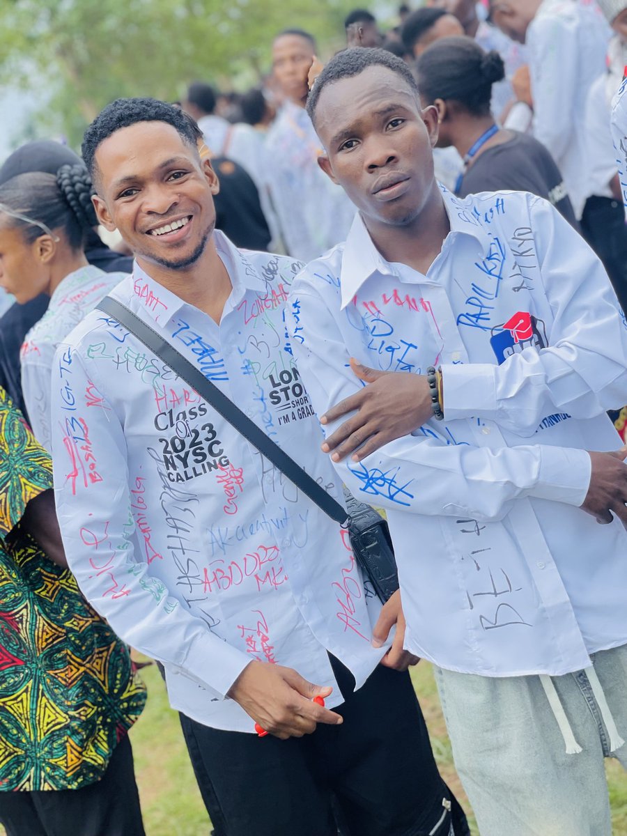 Iam_tosmath's tweet photo. 5years of Grace🥰
Certified Graduate 🎓 🎉 https://t.co/5y2lRsuoAb
