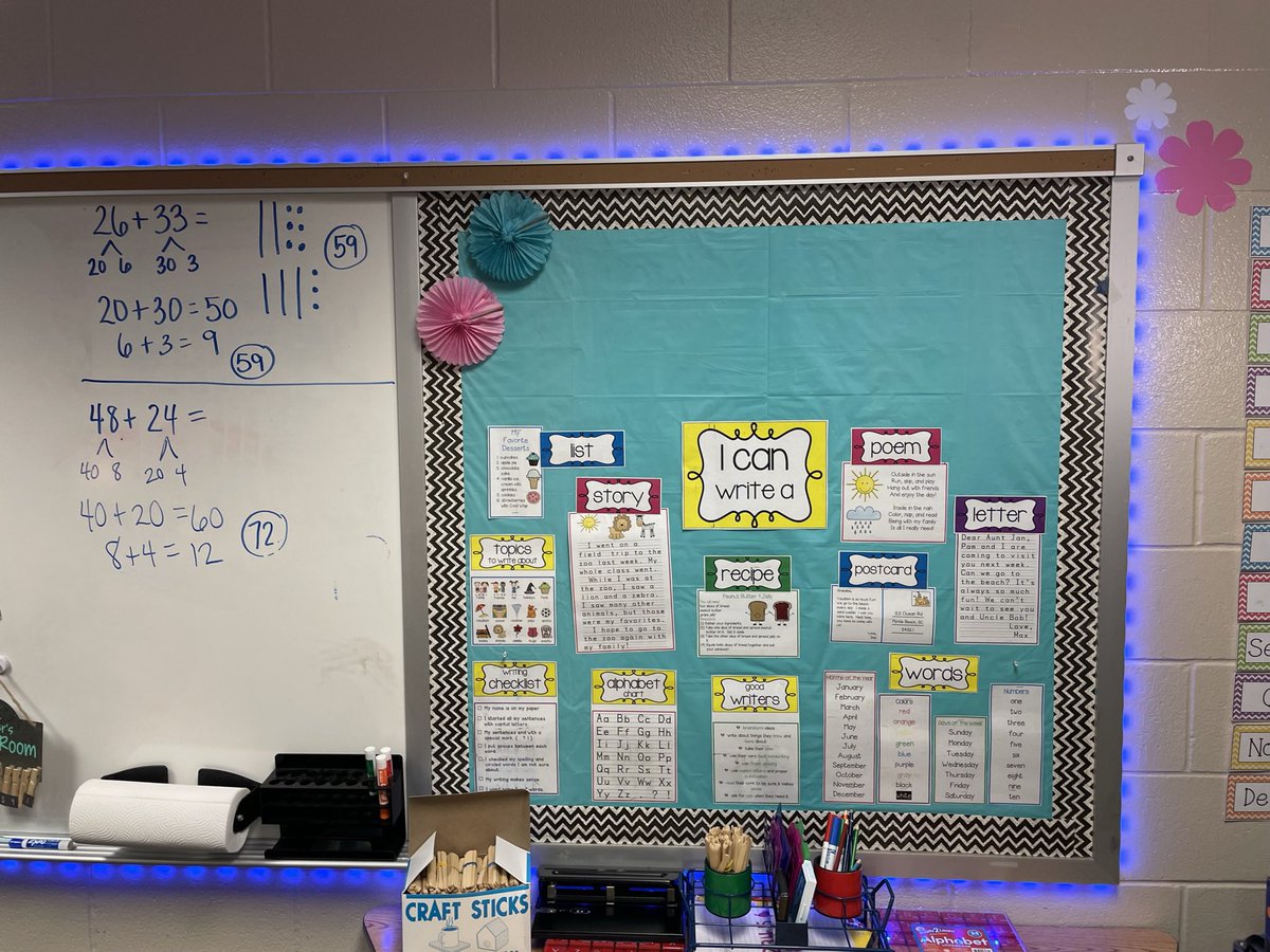 Love the lights around my writing station! #GrowingGreatness <a href="/HumbleISD_HHE/">Hidden Hollow Elementary</a>