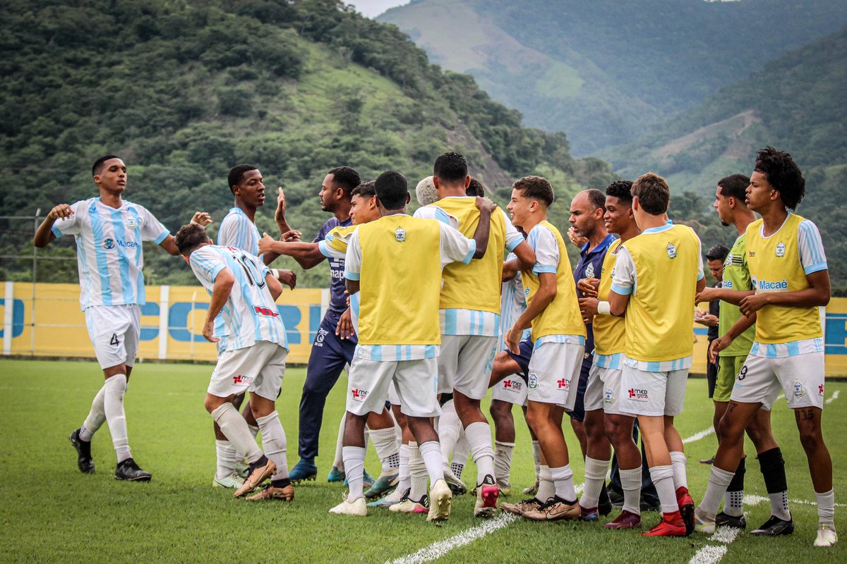 Macaeesporte's tweet photo. Neste sábado o nosso sub-20 conseguiu a classificação para a Copa Rio OPG 2024.

Em um desafio muito importante contra a equipe do Sampaio Corrêa, no Estádio Lourival Gomes, após empatar por 1x1 com gol de falta do nosso meio campo Erick, https://t.co/xM78Q9kgF8
