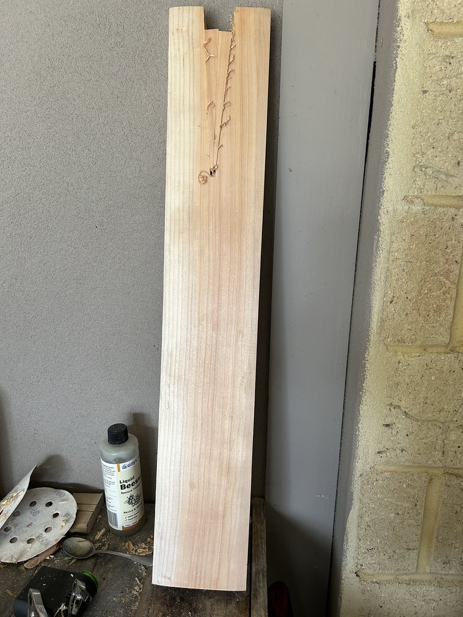 duane_rhinotank's tweet photo. We still have a small collection of stock bats that are knocked in and ready to go. Can adjust them to suit your needs. 

Also have half a dozen clefts that can be shaped from scratch if that's what you are chasing. Cheers https://t.co/MAZrAHWt5r