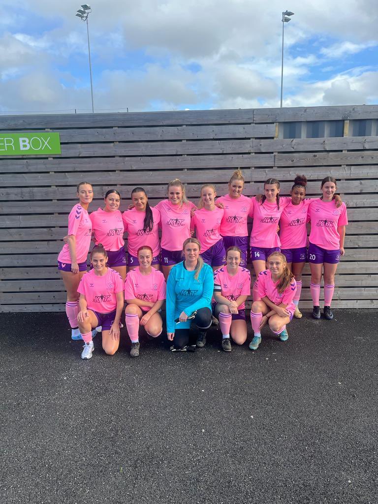 aekbocoladiesfc's tweet photo. ON SUNDAYS WE WEAR PINK 👚🩷🟪

@TheKitGuy21 

#uptheboco https://t.co/Q5adG57pkJ