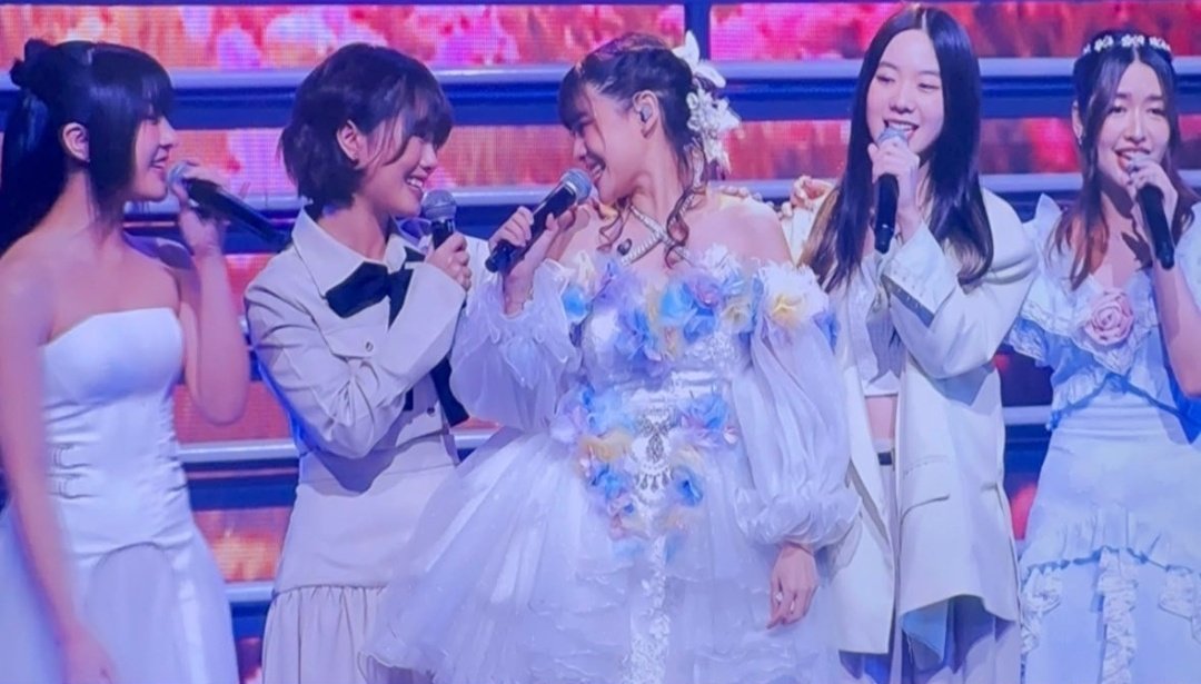 พวกเรา CherSic  Village ดีใจที่ได้เป็นส่วนหนึ่งในการสนับสนุนน้องๆบนเส้นทางไอดอล และตอนนี้น้องทั้ง 2 คนได้เริ่มต้นกับเส้นทางใหม่ๆกันทั้งคู่แล้ว
พวกเราก็จะยังคงสนับสนุนน้องๆทั้งคู่ต่อไปเท่าที่เราจะมีโอกาสและสามารถทำได้
อยากให้ทุกคนติดตามสนับสนุนน้องๆต่อไปเรื่อยๆนะคะ~
🐱🐶💙
#เฌอสิค