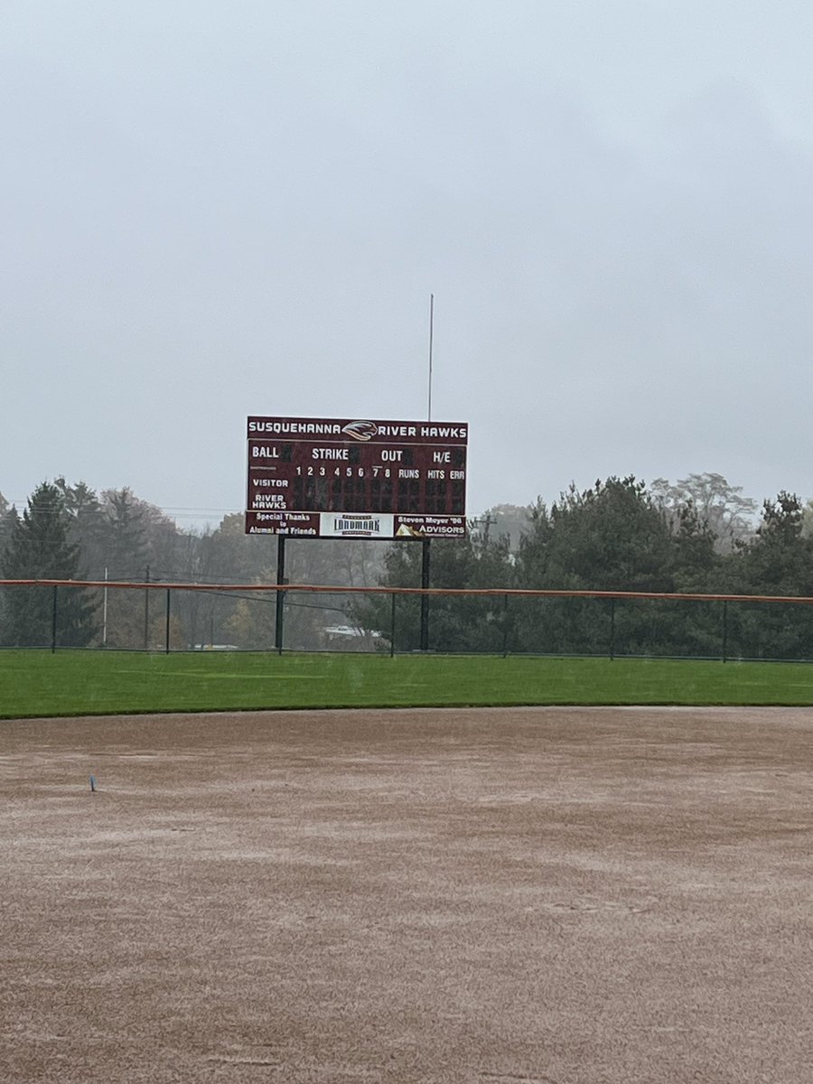 maddielardieri's tweet photo. I had a great day yesterday at Susquehanna University! Thank you to Coach DeRo for showing me around the impressive facilities! Go River Hawks! @SusqUSoftball https://t.co/Ir5AYHlIUH