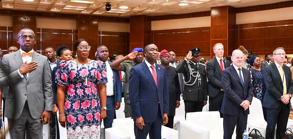 followlasg's tweet image. Gov. @jidesanwoolu attends German-Nigerian Business Conference, at the Lagos Continental Hotel, Victoria Island, on Monday, 30 October 2023.

@drobafemihamzat @gboyegaakosile @gbenga_omo @OlafScholz @opegeorge_mepb @joergkukies @tokunbo_wahab @JermainSanwoolu @Mr_JAGs 
#LASG…