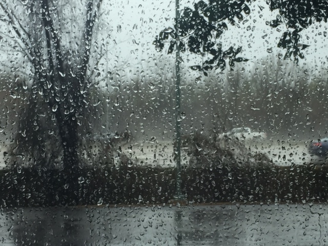 1045theriver's tweet photo. A cold and rainy #Memphis morning! Start your day with Ron Olson and Karen Perrin on 104.5 The River! #GoodMorning #HappyMonday #HalloweenEve #Music #BeAGoodDriver https://t.co/aWgXomb8dG