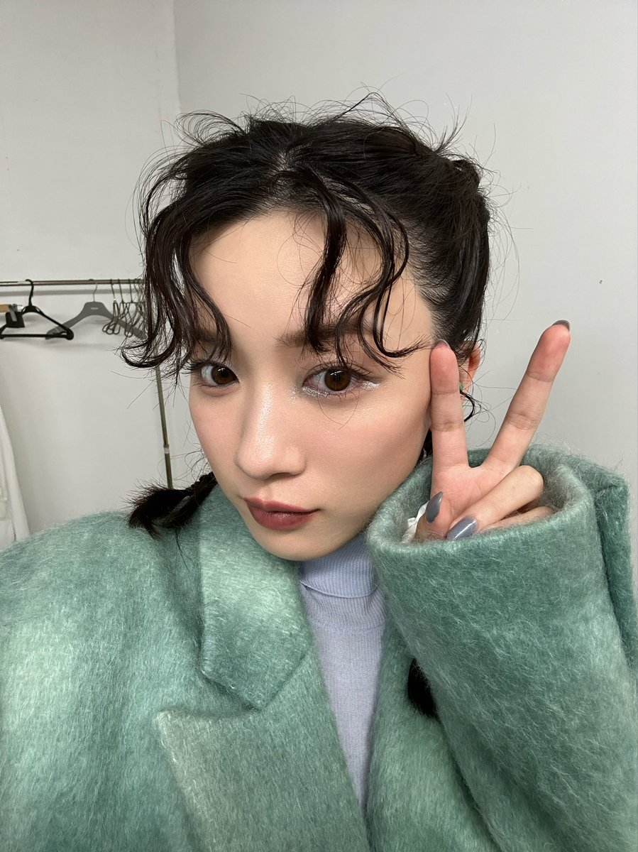 mei_nagano0924's tweet photo. 久しぶりすぎる自撮りを🫨
おやすみ🫨 https://t.co/u3hRVlHkGE