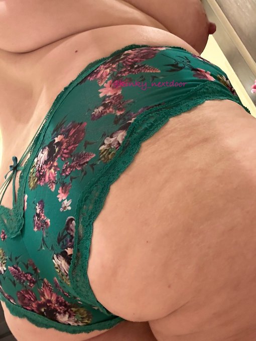 Happy Monday. I hope you had a wonderful weekend. I know I did. #mombod #thickandhappy #curvy #milf #pawg<a href="/tag/curvy"class="tags"><span>#curvy</span></a><a href="/tag/mondaymotivation"class="tags"><span>#mondaymotivation</span></a><a href="/tag/bbw"class="tags"><span>#bbw</span></a><a href="/tag/pawg"class="tags"><span>#pawg</span></a><a href="/tag/milf"class="tags"><span>#milf</span></a><a href="/tag/sub"class="tags"><span>#sub</span></a>