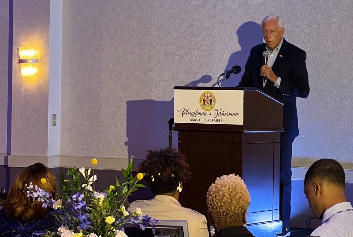 StenyHoyer's tweet photo. Always glad to be back at the @PGCDCC Ploughman and Fisherman Brunch to celebrate the hard work of Democrats across our state.

Yesterday's conversation once again reaffirmed that @AlsobrooksForMD will be a voice in the U.S. Senate that speaks for all Maryland families. https://t.co/BrvG4uyOc6