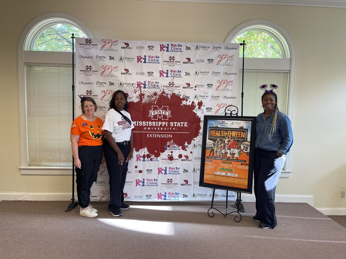 MadkinQula's tweet image. I spent part of my weekend in Yazoo County working with FCS agents Sharon Nettles and Toni Boatner at the HealthOween!It was an awesome community event!We demonstrated two healthy snacks:yogurt two ways, sweet and savory! #takingcareofwhatmatters #eatwithextension @MSUExtService