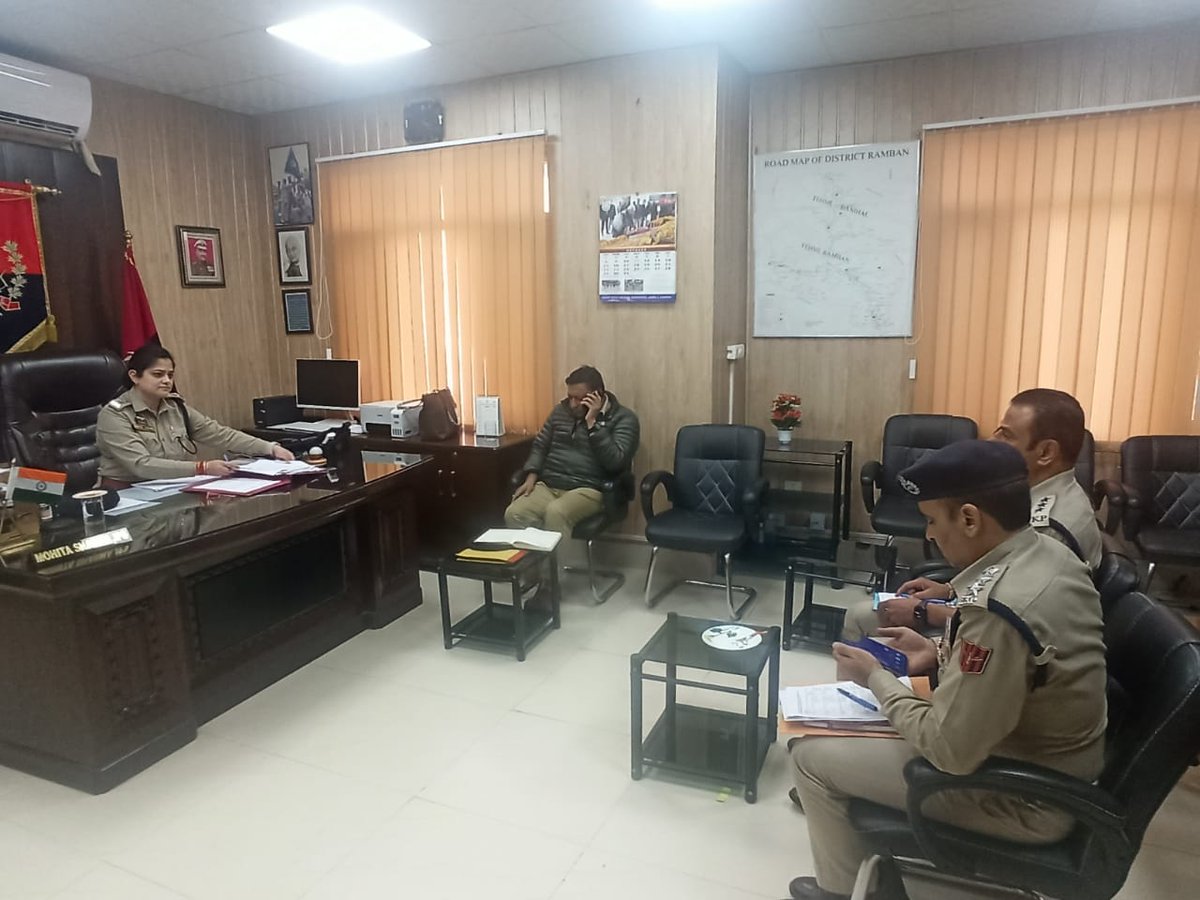 Today, SSP Ramban Ms. Mohita Sharma-IPS chaired a crime review meeting at Distt.Police Headquarters Ramban to review the under investigation cases in Distt.Ramban. @OfficeOfLGJandK @JmuKmrPolice @igpjmu @ZPHQJammu @mohita_ips @WansaWaqarBatt @diprjk