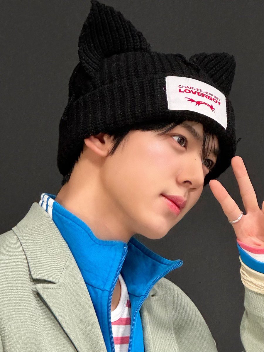 _💌

안녕하세요 한유진입니다 사랑해  I love you.  我爱你。大好き anh yêu em รักนะ Te quiero Je t'aime aku cinta kamu Люблю liebe dich. Ti amo.

#HANYUJIN #한유진
#ZEROBASEONE #ZB1 #제로베이스원