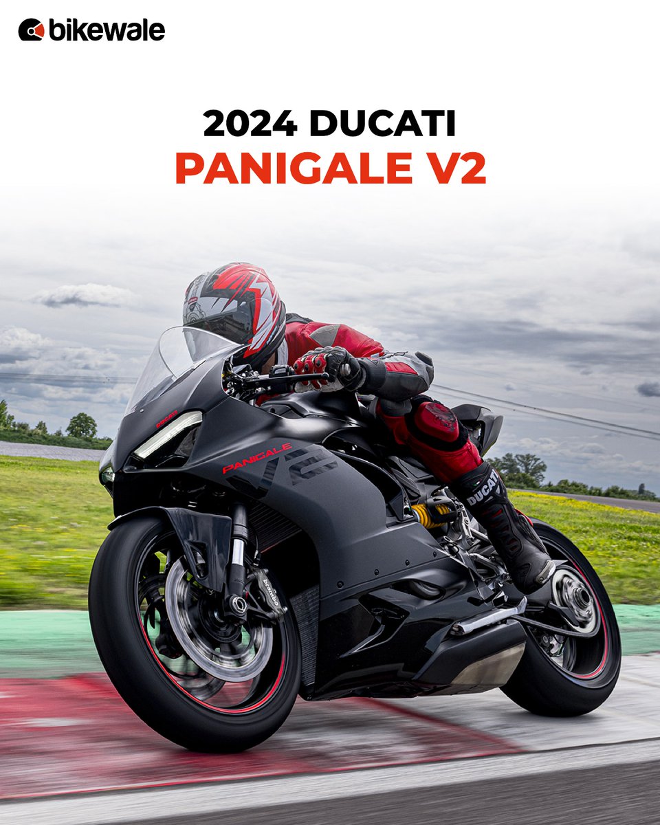 BikeWale's tweet image. #DucatiPanigaleV2 boasts a 955cc engine that offers very good performance. The bike is loaded with features and offers excellent handling. Let’s take a closer look at some stunning images of the bike. 
What do you think?
Comment below.

#BWPhotos
