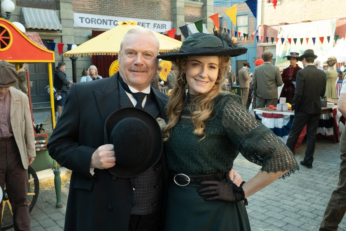 Murdoch Mysteries tweet media