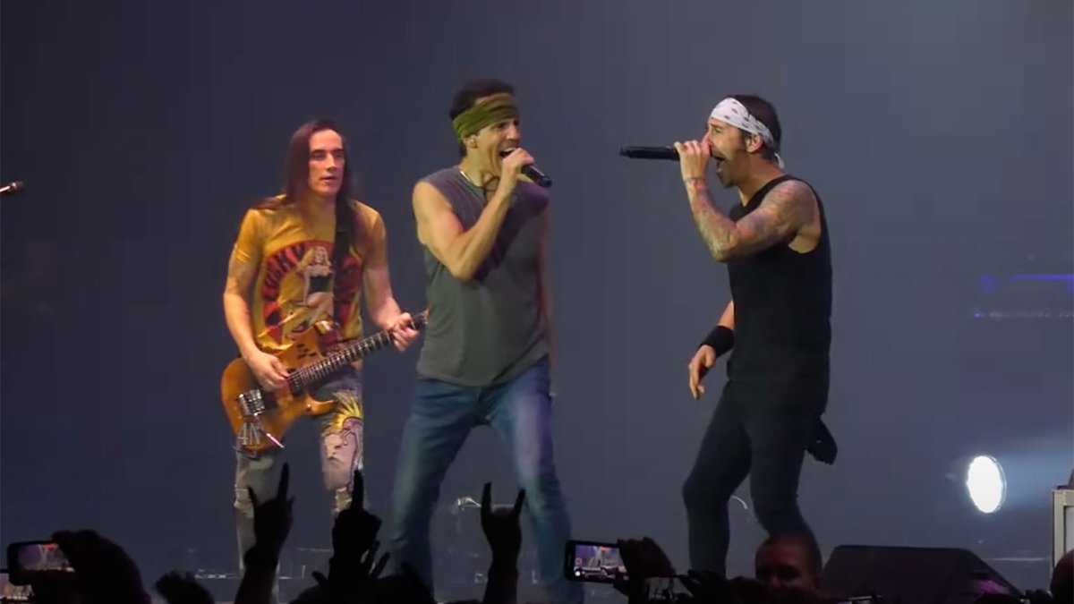 Metal Edge tweet media