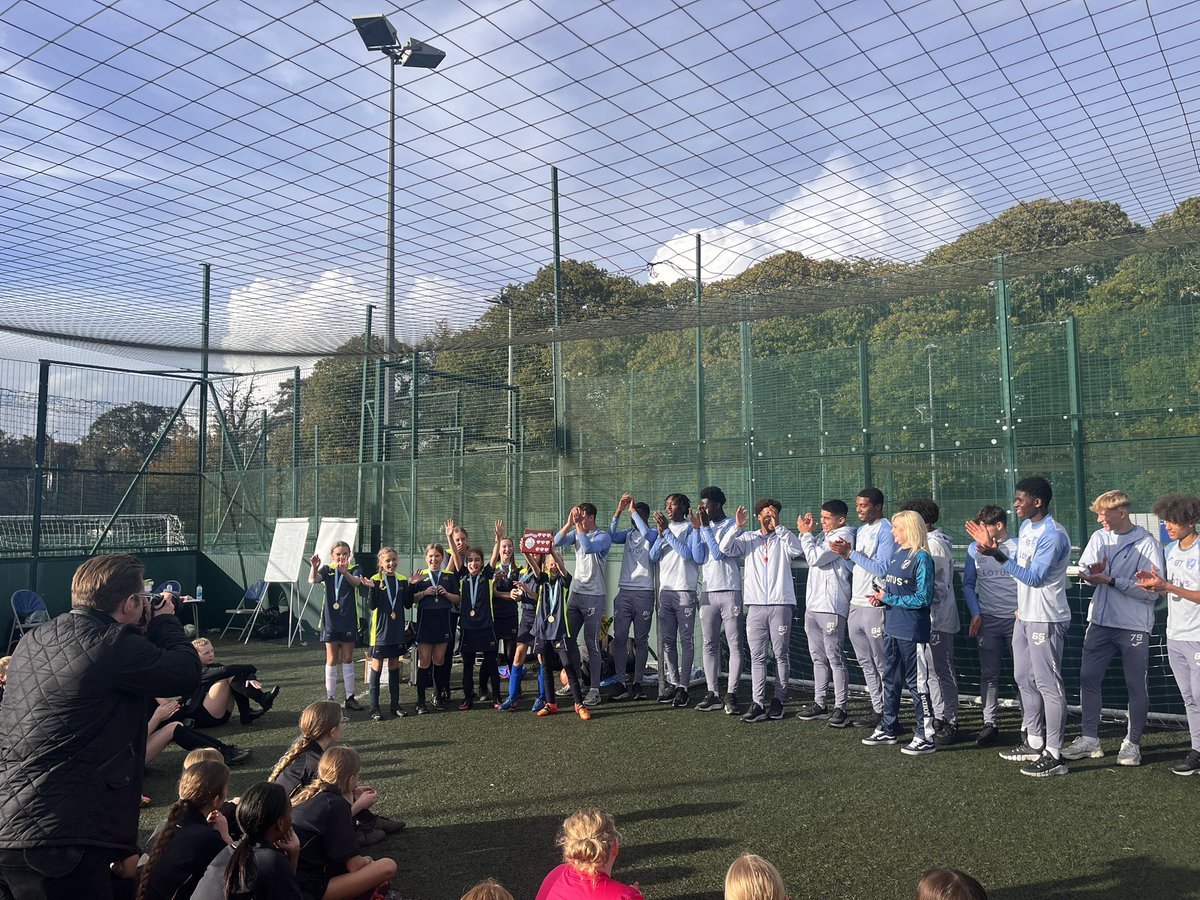 They’ve only gone and done it!

Winners of the tournament 😎

Best player of the tournament won a shirt too! ⚽️

Thanks again <a href="/NorwichCityFC/">Norwich City FC</a> <a href="/NorwichCityAcad/">Norwich City Academy</a>
