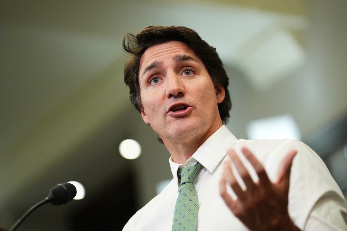 bcshaffer's tweet photo. Globeandmail editorial: “The Liberals’ credibility on the carbon tax has gone up in smoke” #cdnpoli  https://t.co/zwzChF33U5 https://t.co/7sycCKCVaV