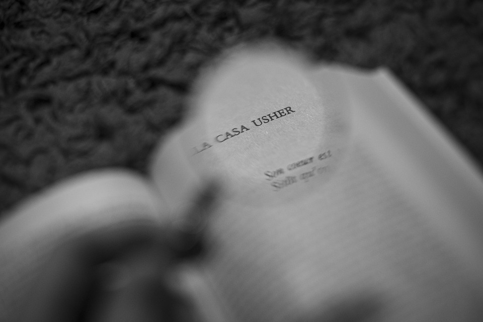 Scots Hoose Horror Writing 2023. Competition closes midnicht Tuesday 31 Oct (the morn's nicht, Halloween). Last caw for scunnersome scary stories in Scots. Competition details here: scotsinschools.co.uk/creativity
<a href="/EnglishScotland/">English and Literacy Scotland</a> <a href="/scotlit/">Association for Scottish Literature</a> #Scotstober