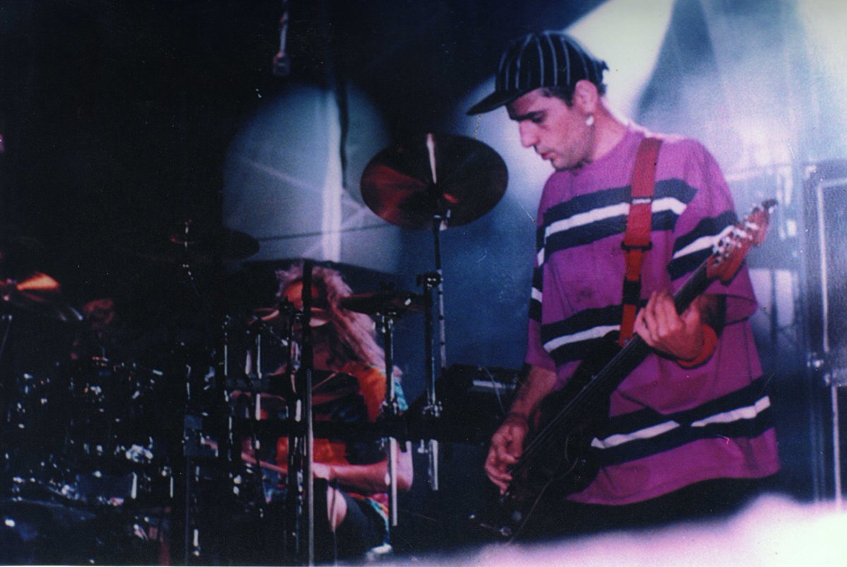 ZetaBosiobyZeta's tweet photo. Gira "Rex Mix" 1991.
#girarexmix #sodastereo #rexmix https://t.co/bXQR2EE8XS