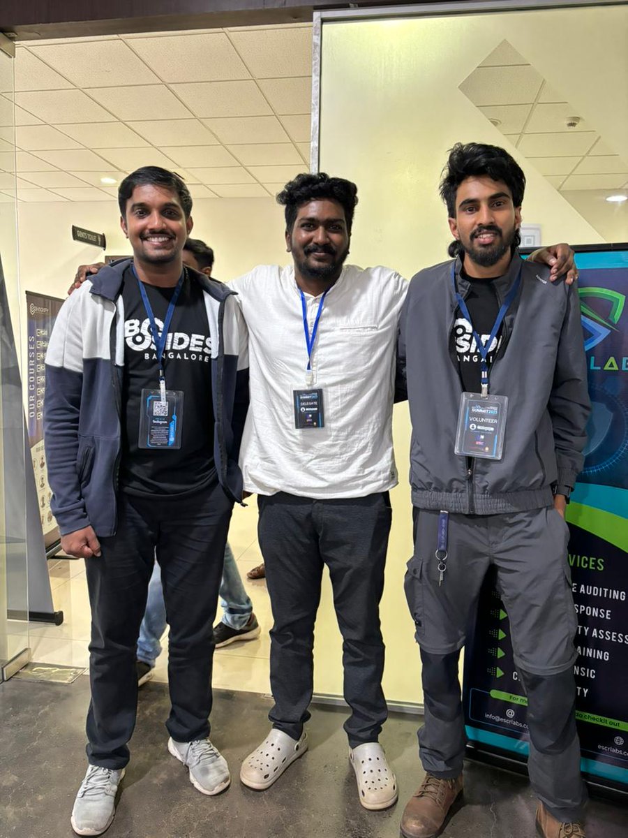 cybertech_talks's tweet photo. Thrilled to have volunteered at 'SUMMIT 2023,' a Cyber Dome event for Cyber Awareness Month. Connecting with talented individuals, reuniting with professionals, and making memories—it was an amazing experience! #SUMMIT2023 #CyberAwareness #Networking https://t.co/kdg5r4S612