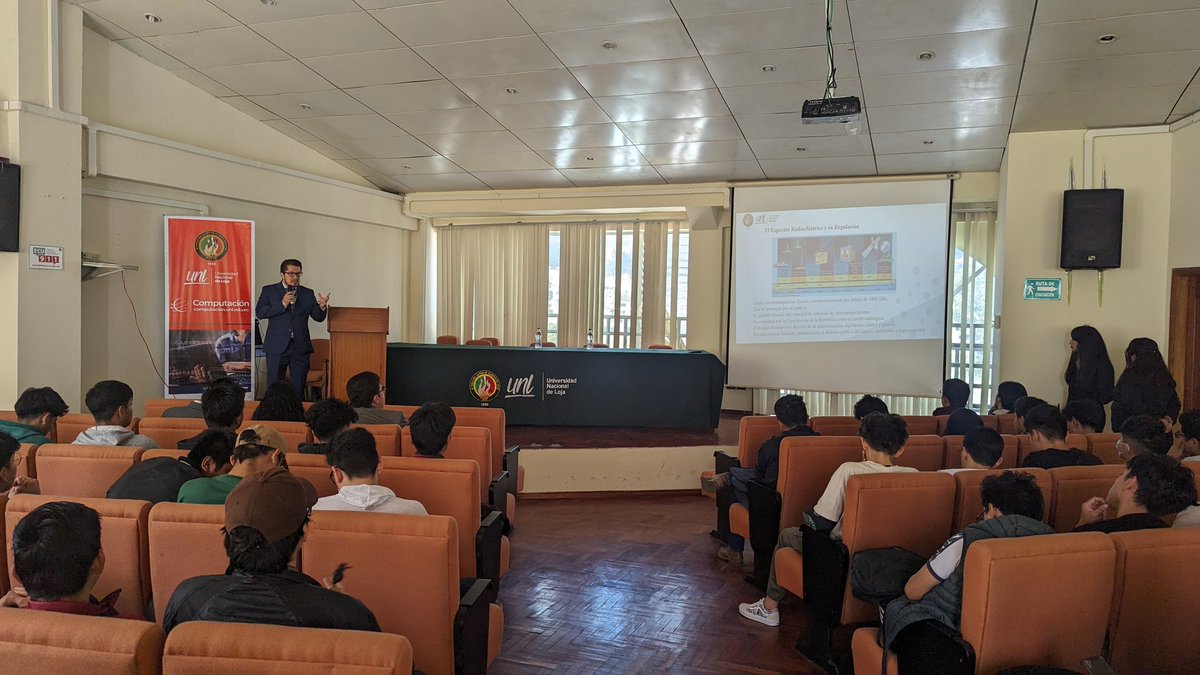 Cesar Íñiguez, docente de la carrera nos explica sobre el MARCO REGULATORIO EN EL SERVICIO DE ACCESO A INTERNET #25CISC <a href="/UNLoficial/">Universidad Nacional de Loja</a>