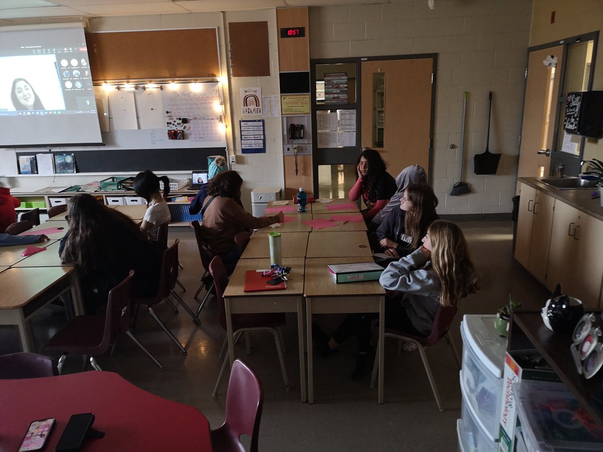 Sarah Foutris tweet media