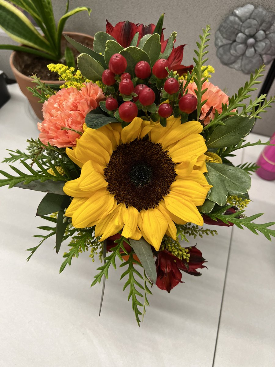 So impressed with the floral students of GHS.  My day is made! <a href="/granburyisd/">Granbury ISD</a> <a href="/GHS_CTE/">Granbury High School CTE</a> <a href="/GHS_PIRATES/">Granbury High School</a> <a href="/Curriculum_GISD/">Granbury ISD Curriculum Department</a>