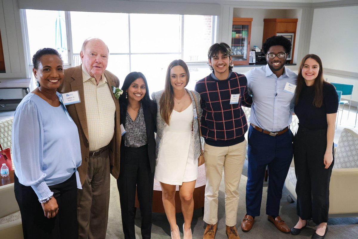 What is the UNC Luther Hodges Scholars program? ➡️ A part of the @kenaninstitute, it’s an undergraduate program for business students dedicated to addressing critical challenges in business and society through cross-sector collaboration. Read about it: unc.live/497b0Dz