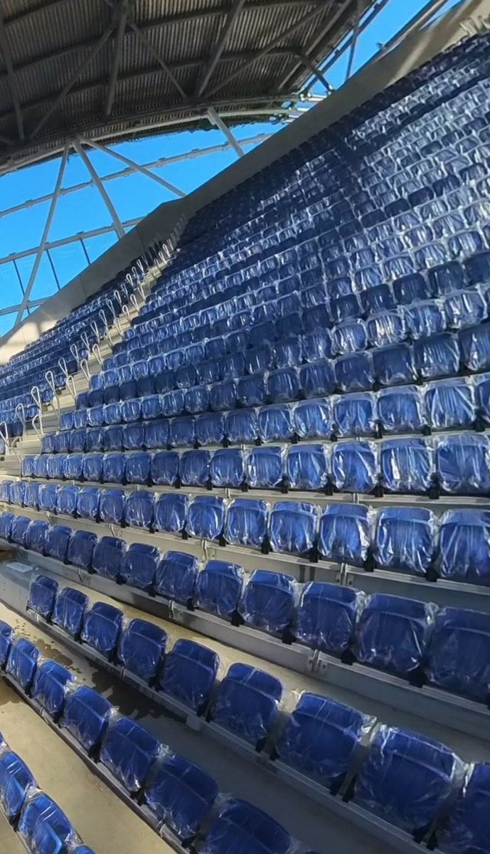 TOFFEEBLUECAST's tweet image. 🔵 Think they've worked hard on making sure it feels like the fans are really close surrounding the pitch. 

Gonna be a special ground this 😍
