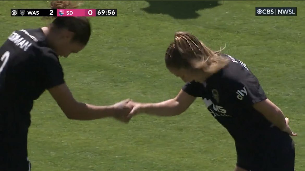 HEY SPIRITS tweet media