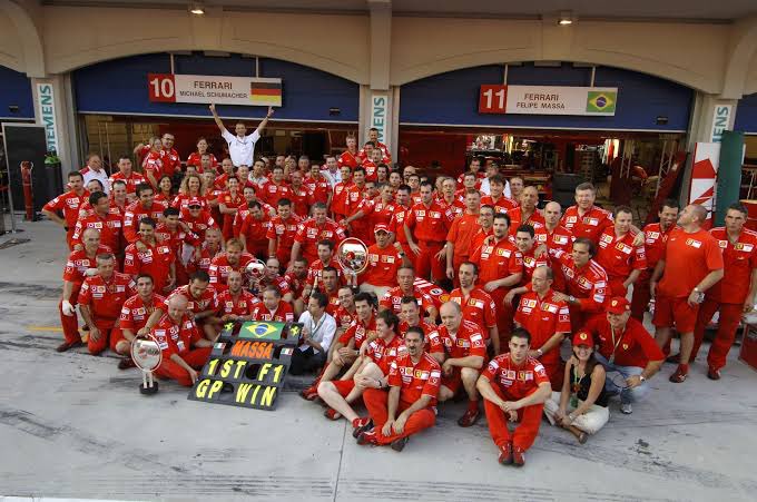 Being here in Istanbul reminds me of great memories. 27th August 2006, #Formula1 Turkish Grand Prix 🇹🇷, first win for @MassaFelipe19, with @schumacher together on the podium !