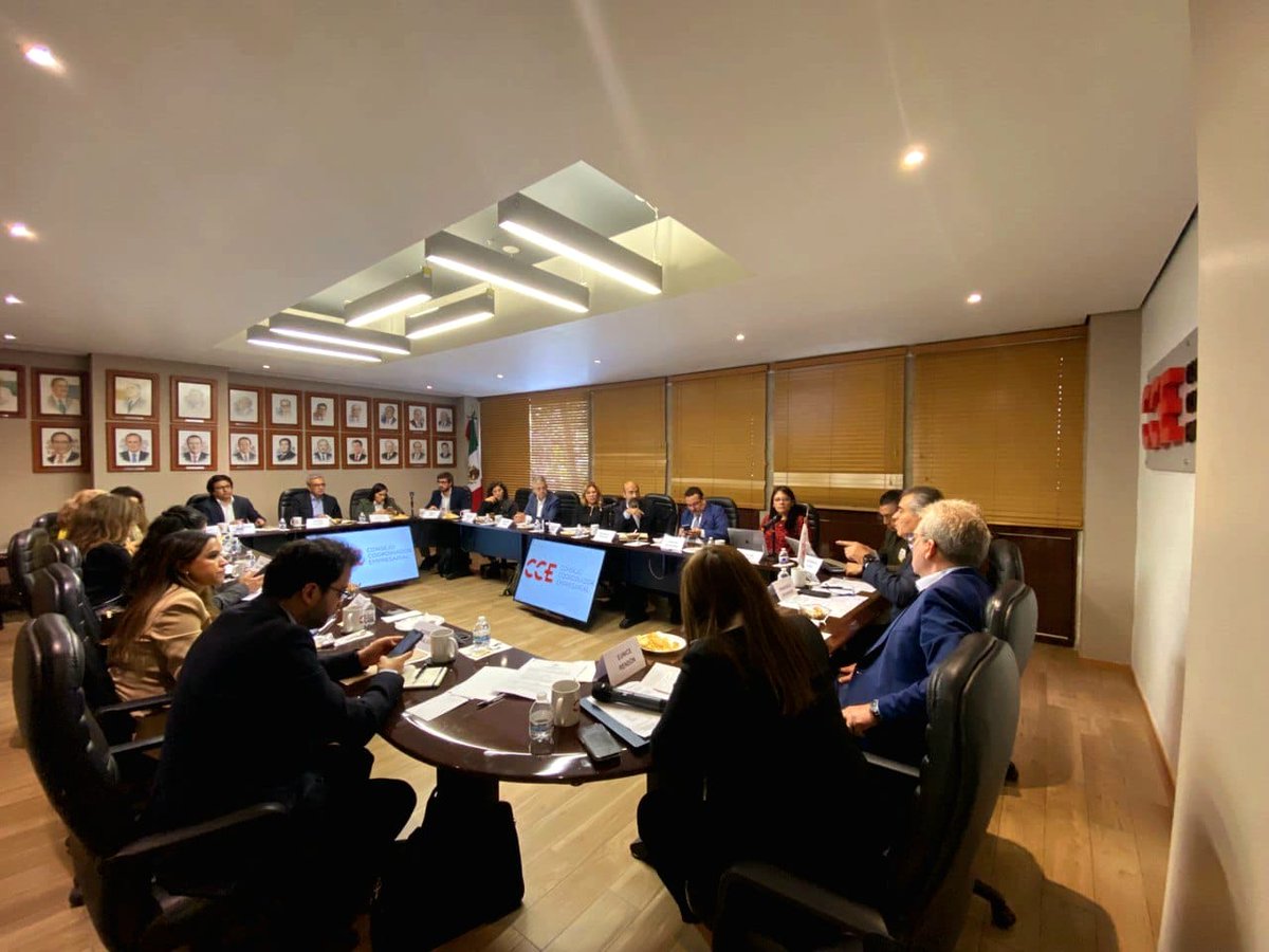 #Comunicado | El #CCE, la <a href="/ONUMX/">ONU México</a> y la organización <a href="/agendamigrante/">Agenda Migrante</a> instalan Grupo de Trabajo para capacitar y ofrecer opciones laborales a migrantes.