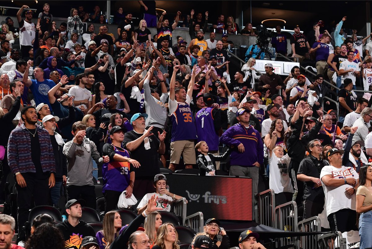 Mishbia15's tweet photo. Had an awesome time Saturday night at our @Suns home opener! It was a great win by our team and we had an amazing crowd cheering them on. Over 60 former players came back to Phoenix to enjoy the game as well, including 14 of our 15 Ring of Honor members. In order to have a bright future we have to honor and celebrate our past, and Saturday was a great start in doing this in Phoenix.
