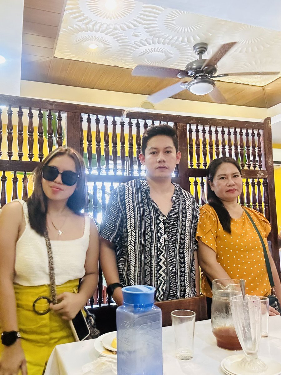 astequila7's tweet photo. #aftervoting 
#backtomanilalater https://t.co/uGwaNWFDKn