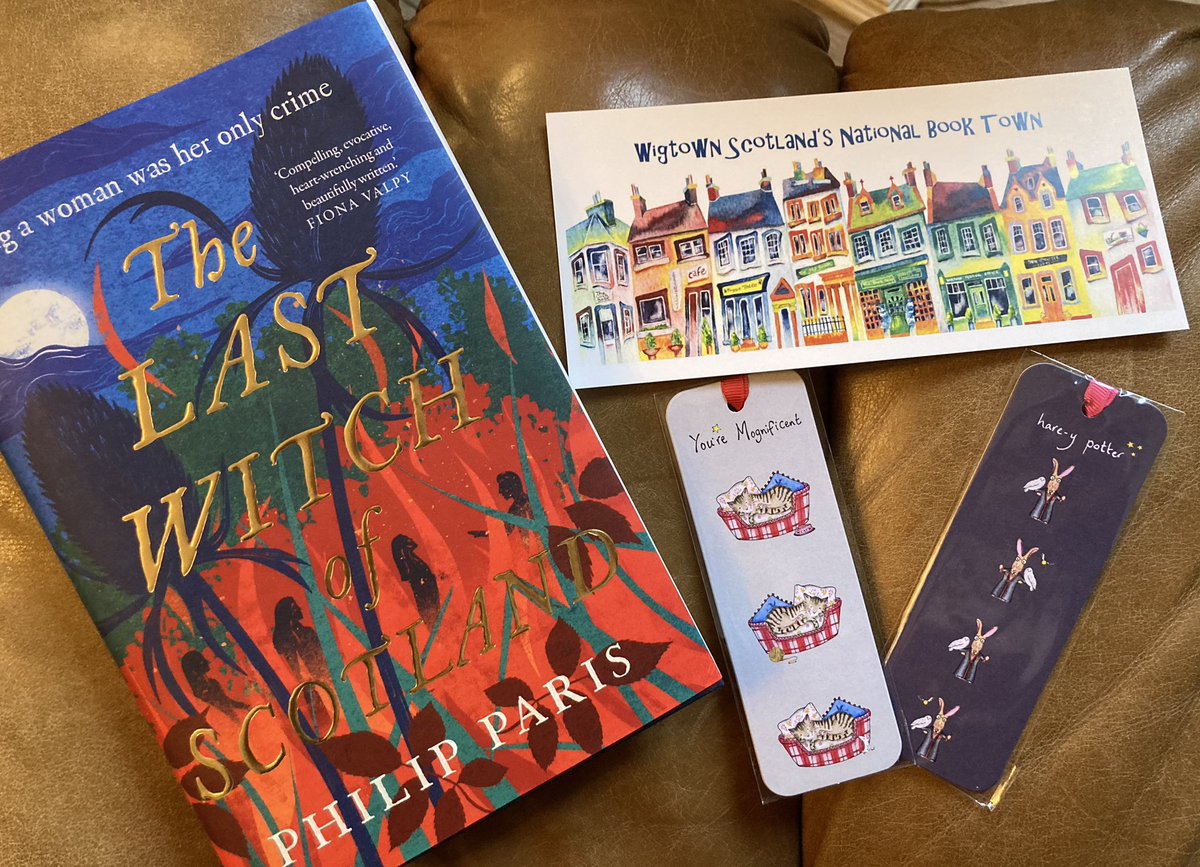 On holiday near “Scotland’s National Book Town” - perfect!
We had our first little look today with stops at <a href="/FoggieToddler/">Foggie Toddle Books</a> &amp; @newchaptbooks.