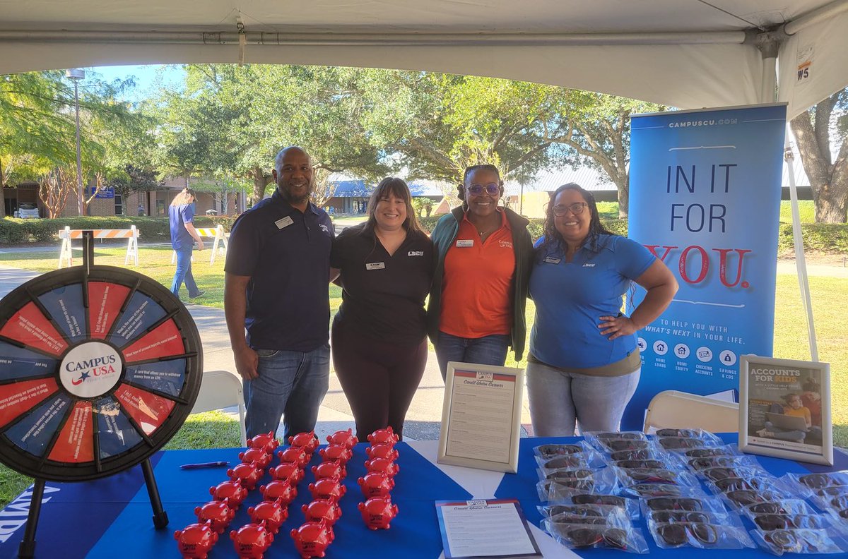 PrizeWheel's tweet photo. The Prize Wheel was spinning for @campususacu and @LeagueofSECUs during North Florida Worlds Of Work (WOW) on October 18 and 19, 2023. https://t.co/DmiddudUBG #prizewheel #prizewheelspins #swag https://t.co/50GQ8lHhzc