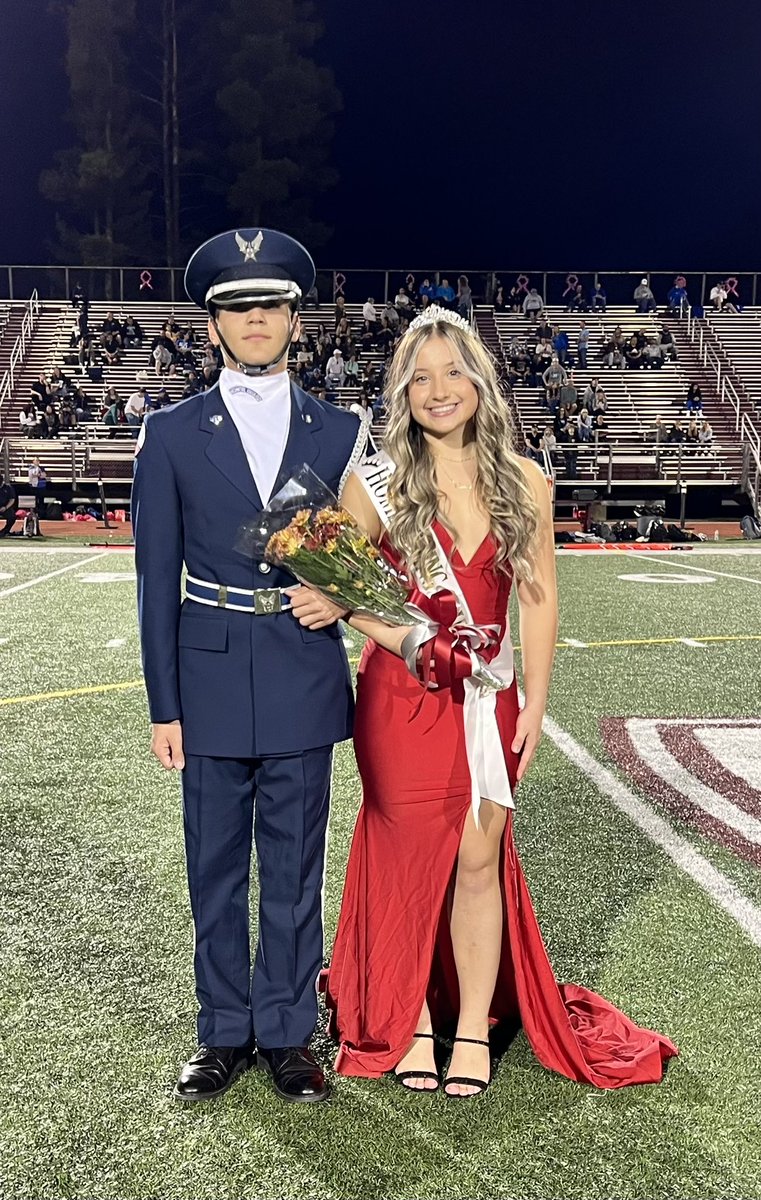 Congrats to our very own Senior Captain Lorena Minikowski on winning Homecoming Queen!