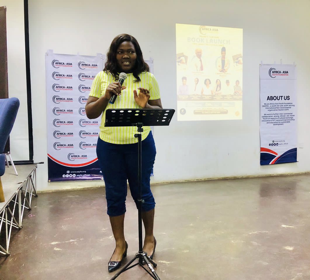 aayfo_official's tweet photo. #AAYFO proudly hosted an event to commemorate the launch of 22years old Cleopatra Mtetwa's debut book
#IncubateYourHope As a shining example of inspiration She has defied all odds to encourage other youth to hold onto their dreams &amp; maintain unwavering hope

Kudos to a rising 🌟. https://t.co/6i4eo0nJ84