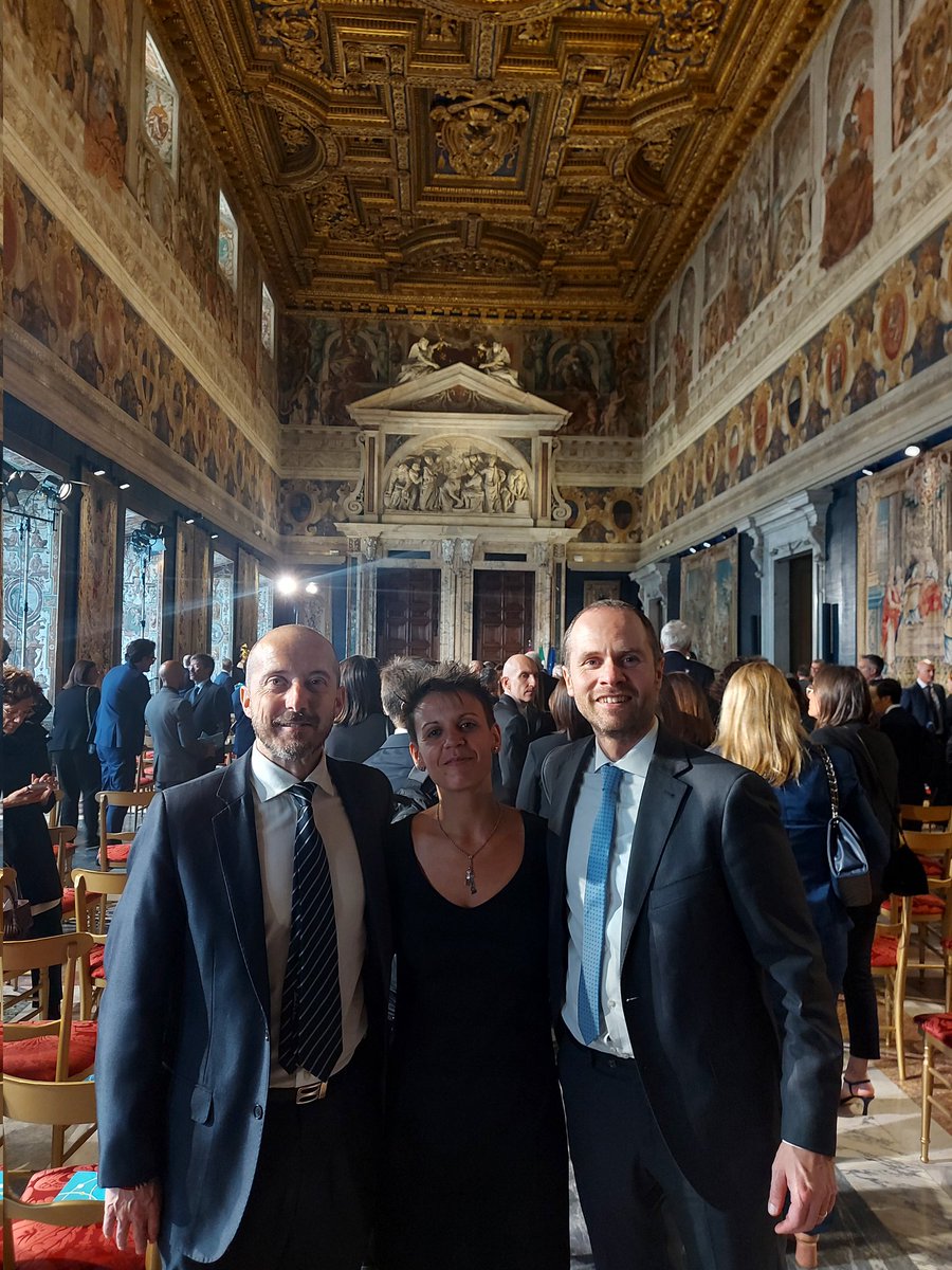 sandro_pasquali's tweet photo. @AIRC_it Grazie @AIRC_it per #giornidellaricerca e per finanziamento #grant #tumore #polmone a Massimo Moro #prostata Elena Jachetti e #sarcoma @IstTumori https://t.co/VUM2995PvH