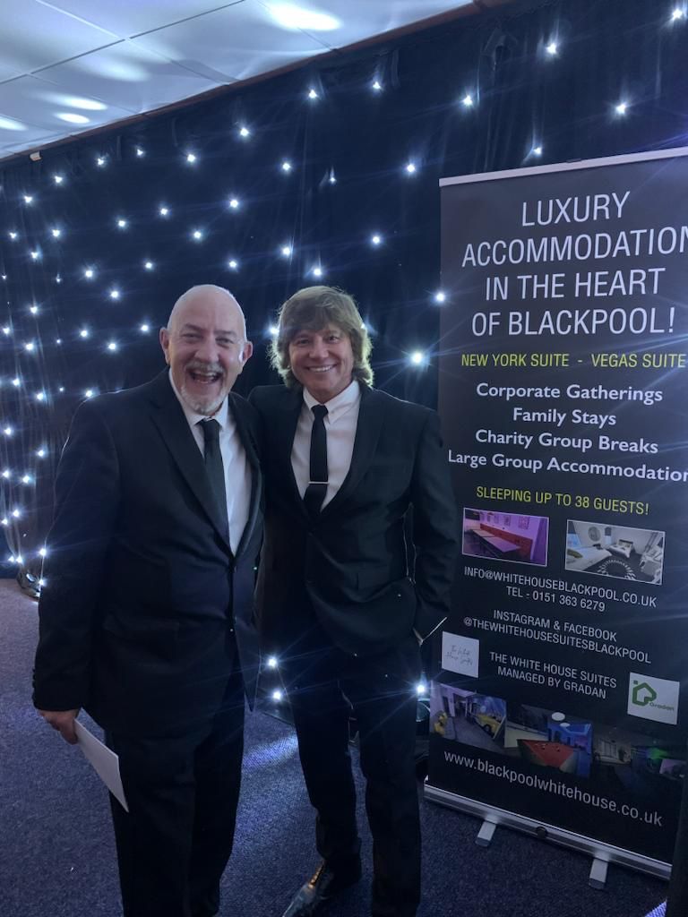 WHITEHOUSEBPOOL's tweet photo. ✨@wbhospice Strictly Glitter Ball ✨
.
We were extremely honored to be part of such a fantastic event this weekend. We donated one night stay in either our New York or Vegas Suite to be auctioned off 📷
.
Raising a whooping £850, ALL of which goes to @wbhospice 👏 https://t.co/hMzW40j2O1