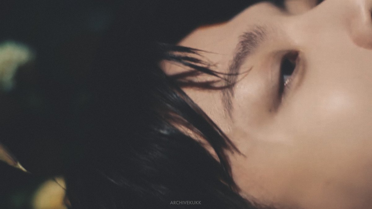 archivekukk's tweet photo. -closer to you ♡
