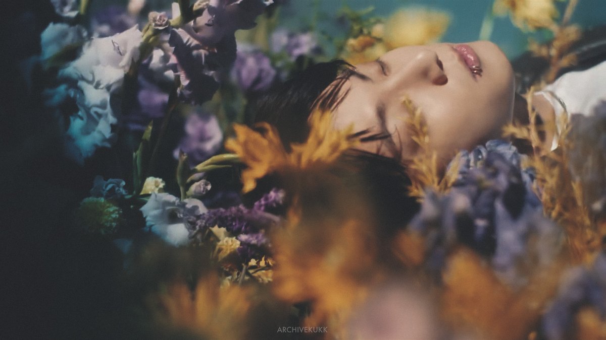 archivekukk's tweet photo. -closer to you ♡